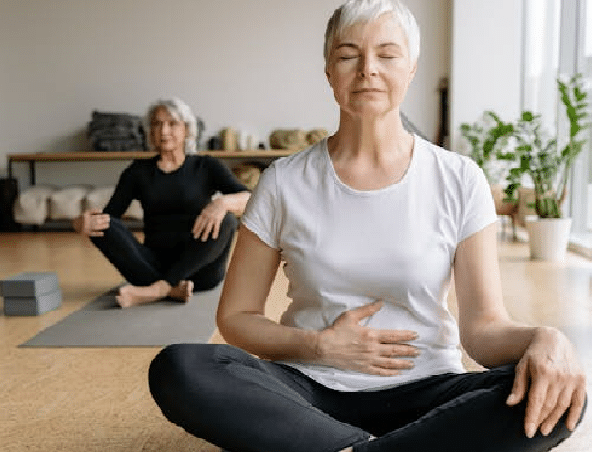 senior yoga, yoga pour senior, cours à la Ciotat et st-cyr-sur-mer